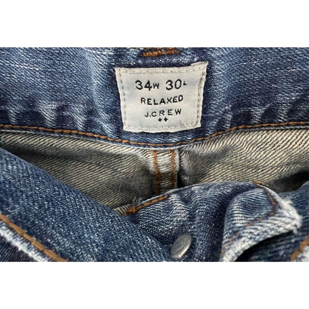 Men’s J. Crew Medium Wash Relaxed Denim Jeans - Picture 2 of 4